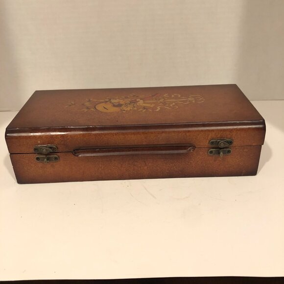 Pretty VTG Wooden footed Box with Violin decal on top, velvet lined - Picture 3 of 9